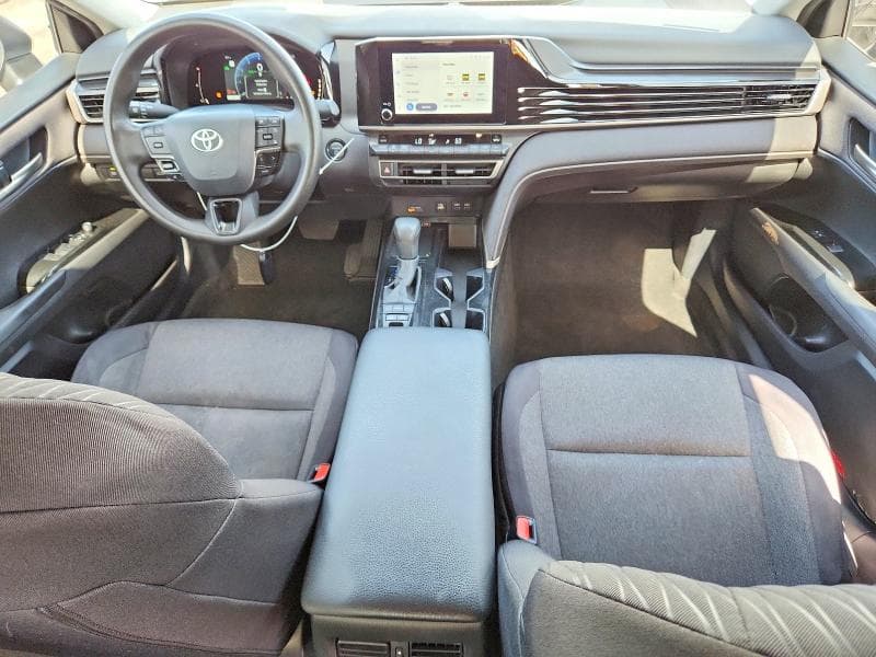 2025 TOYOTA CAMRY LE 8