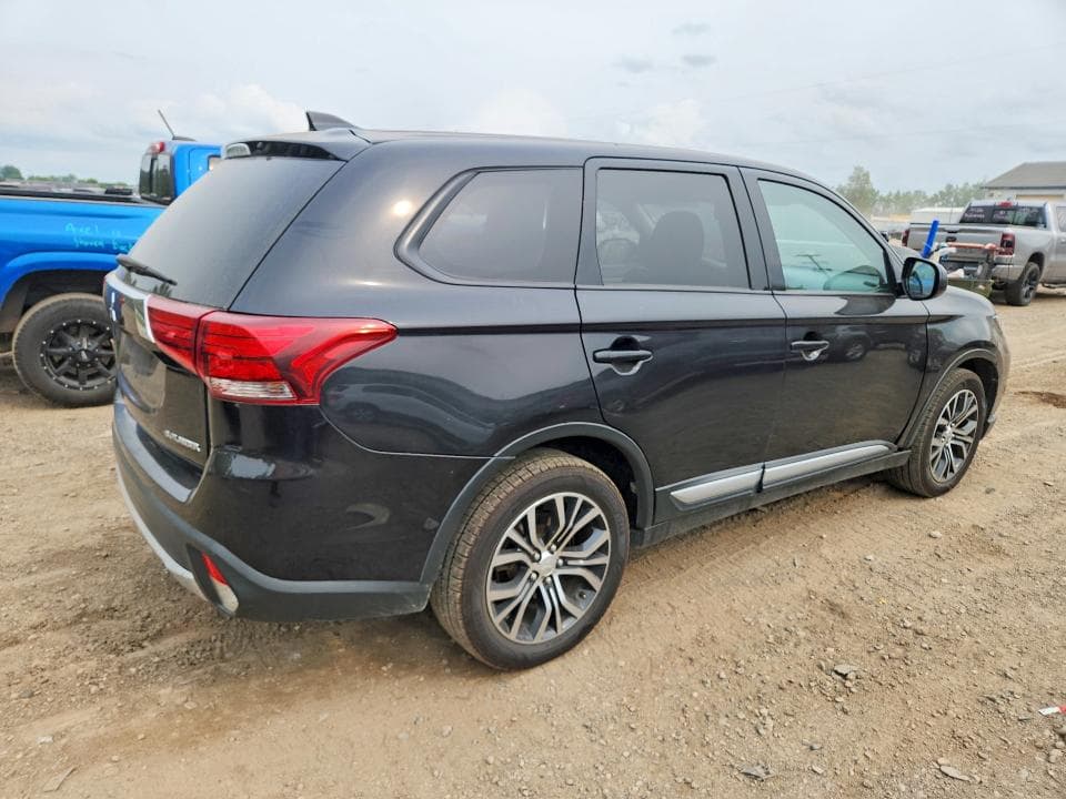 2017 MITSUBISHI OUTLANDER ES 3