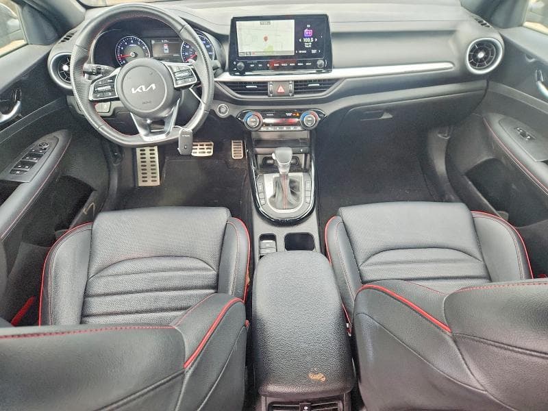 2023 KIA FORTE GT 8