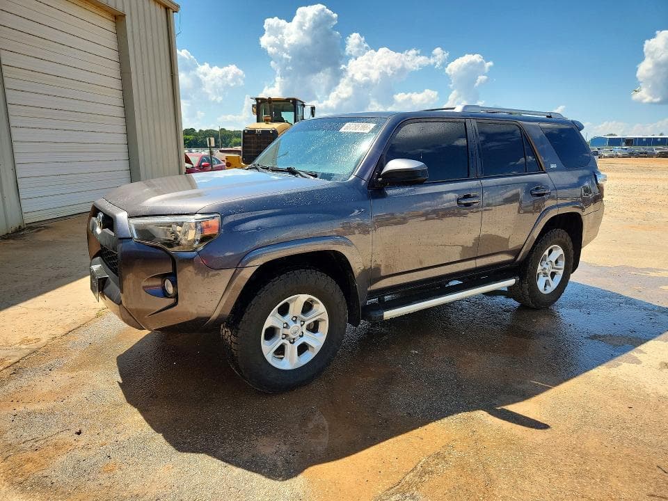 2017 TOYOTA 4RUNNER SR5 - 1