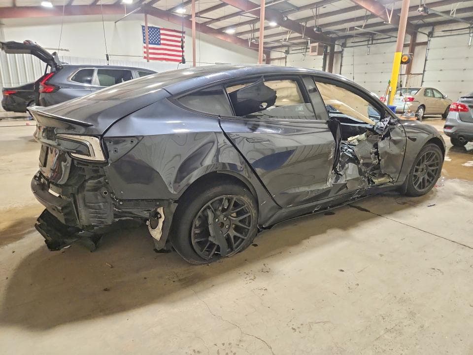 2024 TESLA MODEL 3 3