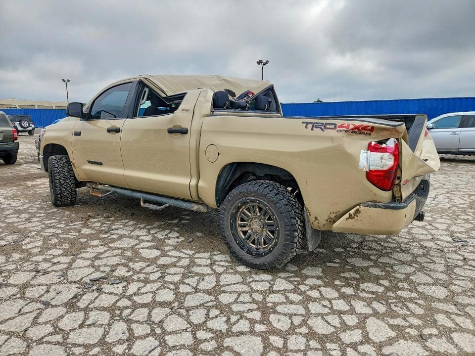 2020 TOYOTA TUNDRA SR5 2