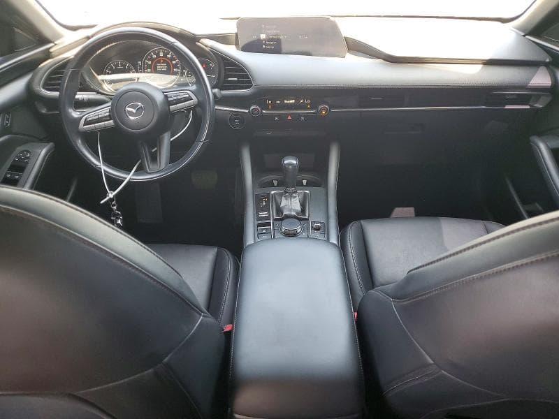 2021 MAZDA 3 SELECT 8