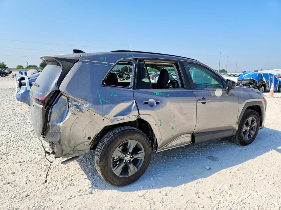 2026 TOYOTA RAV4 LE 3