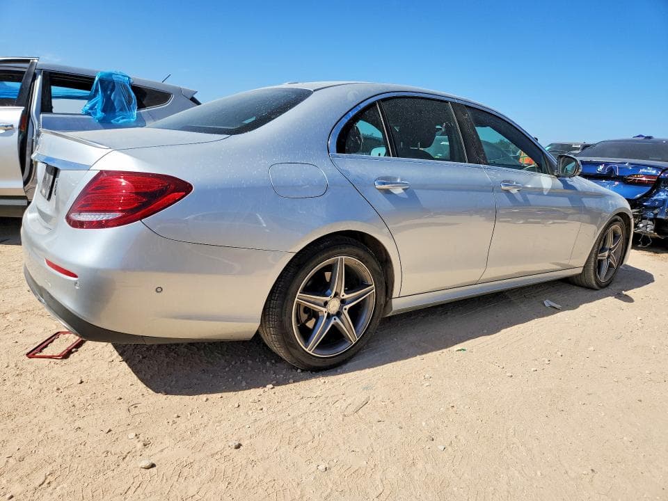 2017 MERCEDES-BENZ E 300 3