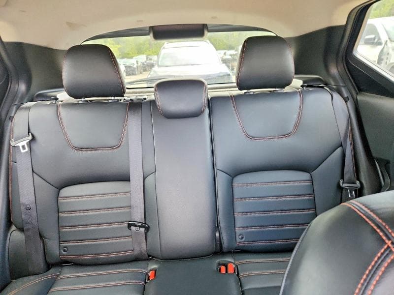 2019 NISSAN KICKS S 10