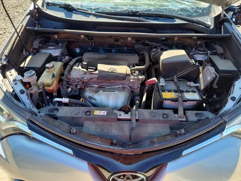 2018 TOYOTA RAV4 LE 11