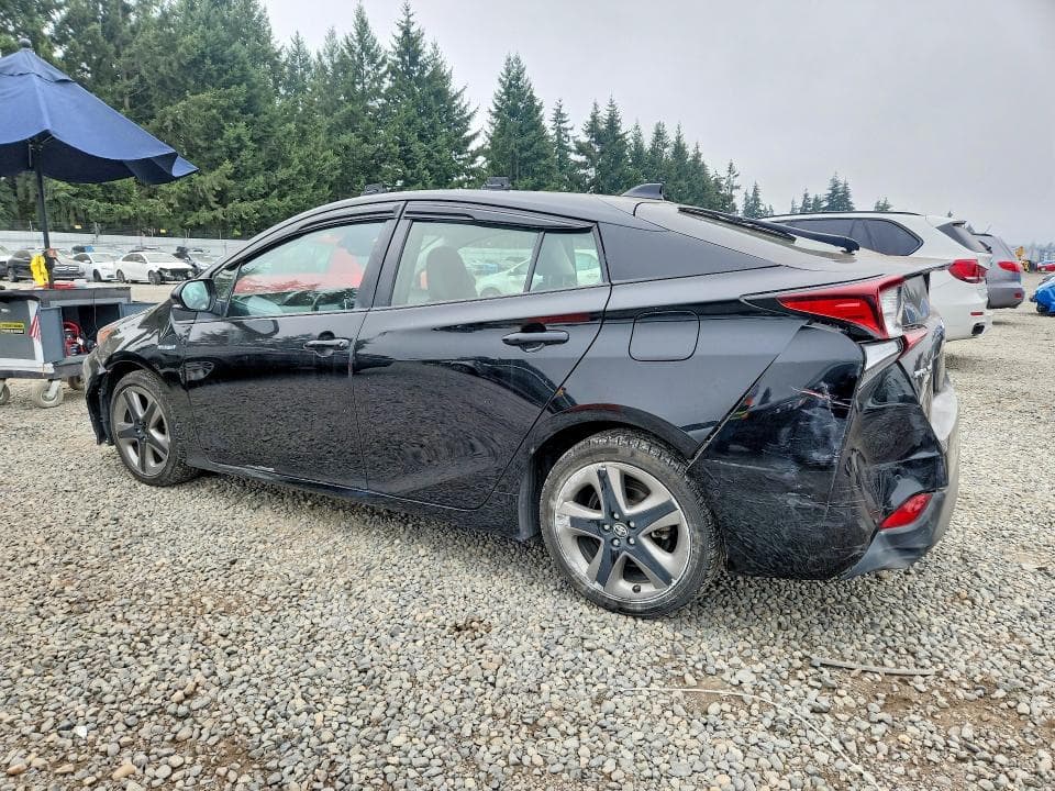 2021 TOYOTA PRIUS XLE 2