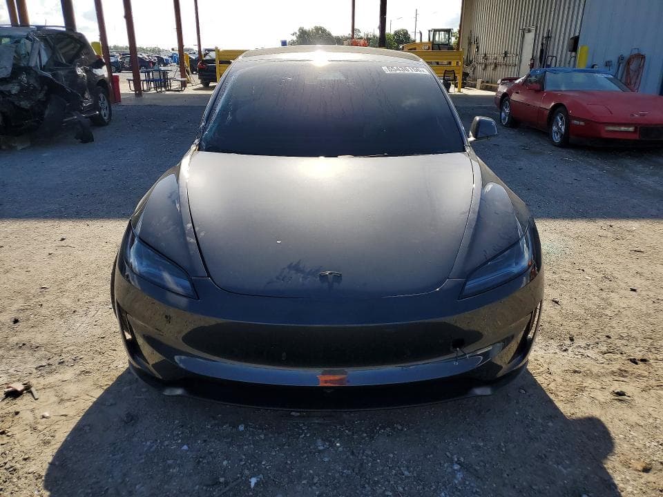 2026 TESLA MODEL 3 5