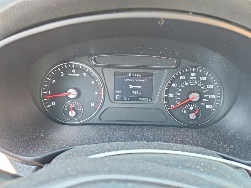 2019 KIA SORENTO LX 9