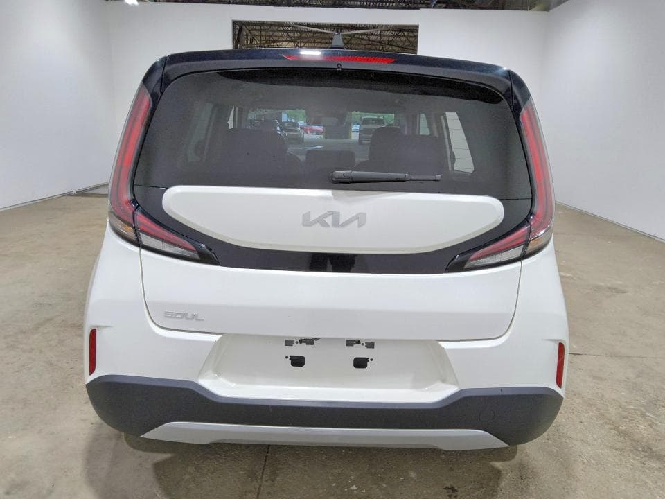 2023 KIA SOUL LX 6