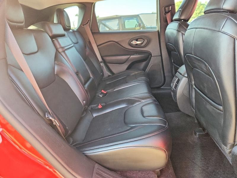 2019 JEEP CHEROKEE TRAILHAWK 11