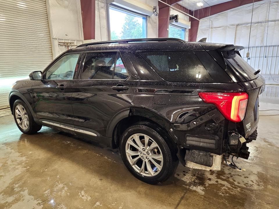 2023 FORD EXPLORER XLT 2
