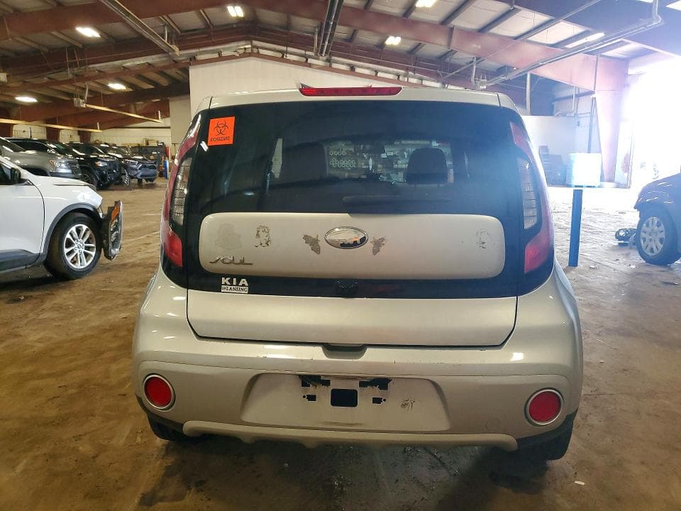 2019 KIA SOUL + 6
