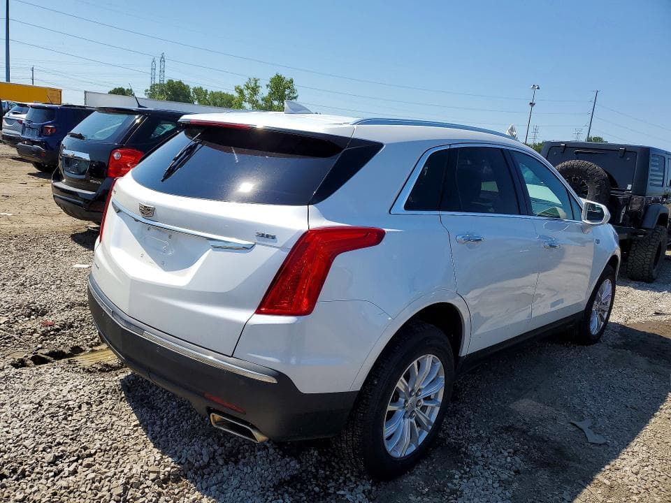 2019 CADILLAC XT5 3