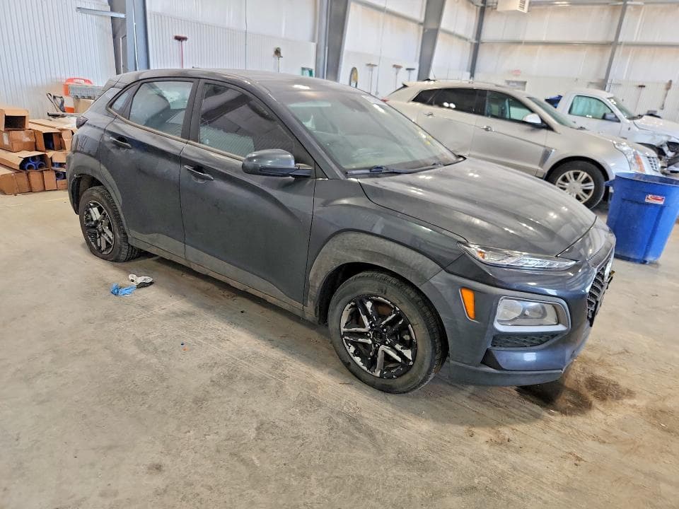 2021 HYUNDAI KONA SE 4