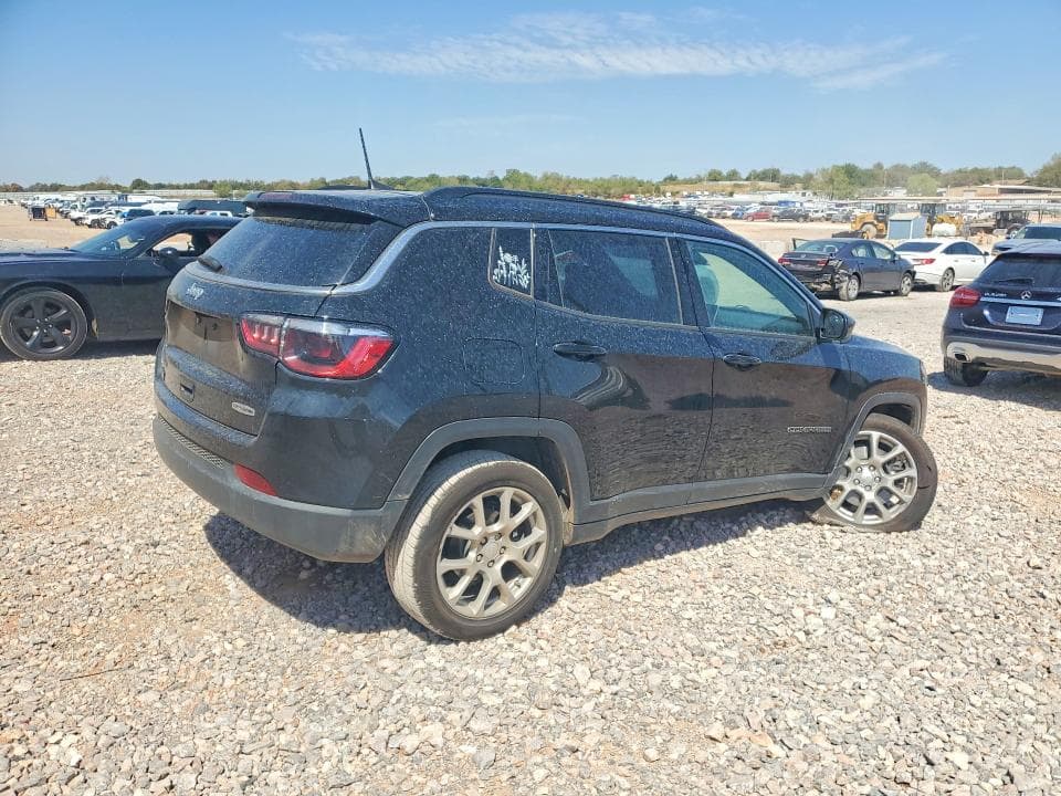 2024 JEEP COMPASS LATITUDE LUX 3