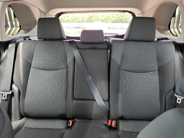 2025 TOYOTA RAV4 XLE 10