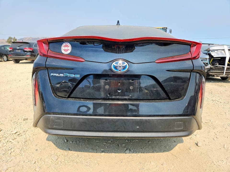 2020 TOYOTA PRIUS PRIME LE 6