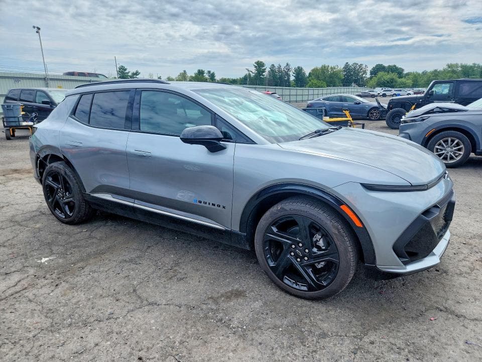 2025 CHEVROLET EQUINOX RS 4