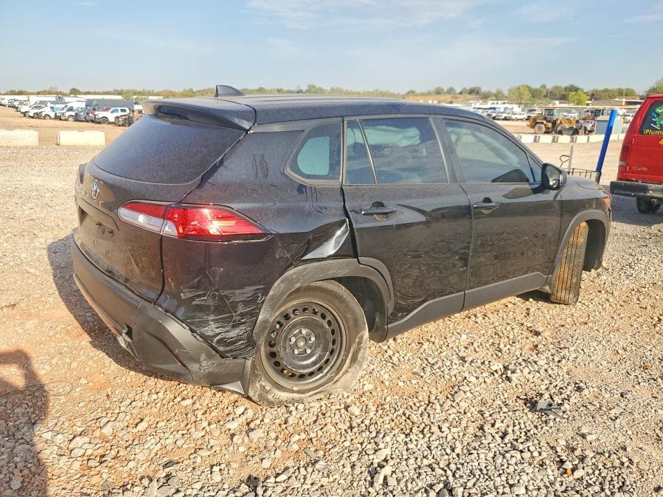 2025 TOYOTA COROLLA CROSS L 3