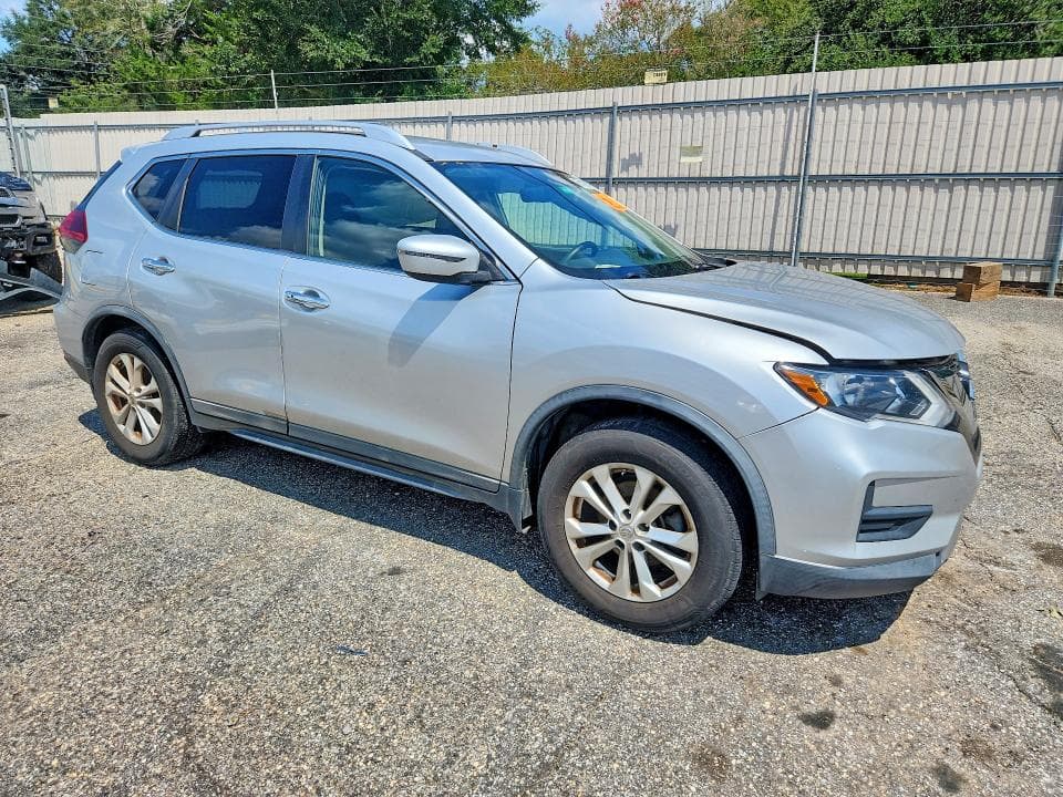 2018 NISSAN ROGUE SV 4