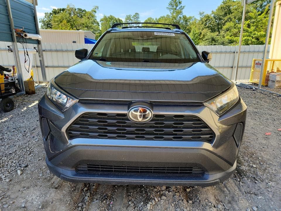 2020 TOYOTA RAV4 LE 5