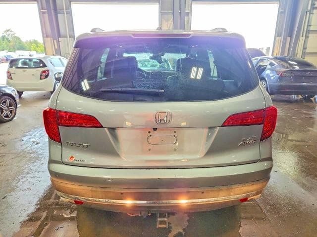 2018 HONDA PILOT ELITE 6