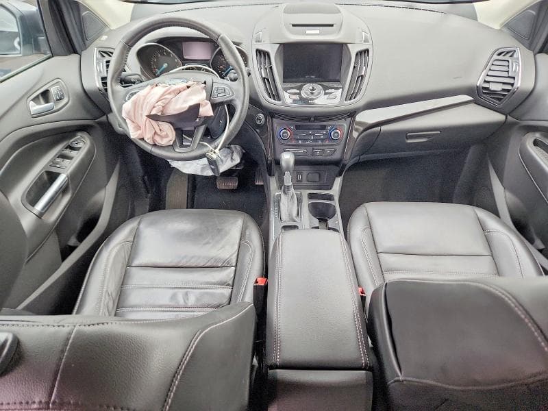 2017 FORD ESCAPE TITANIUM 8