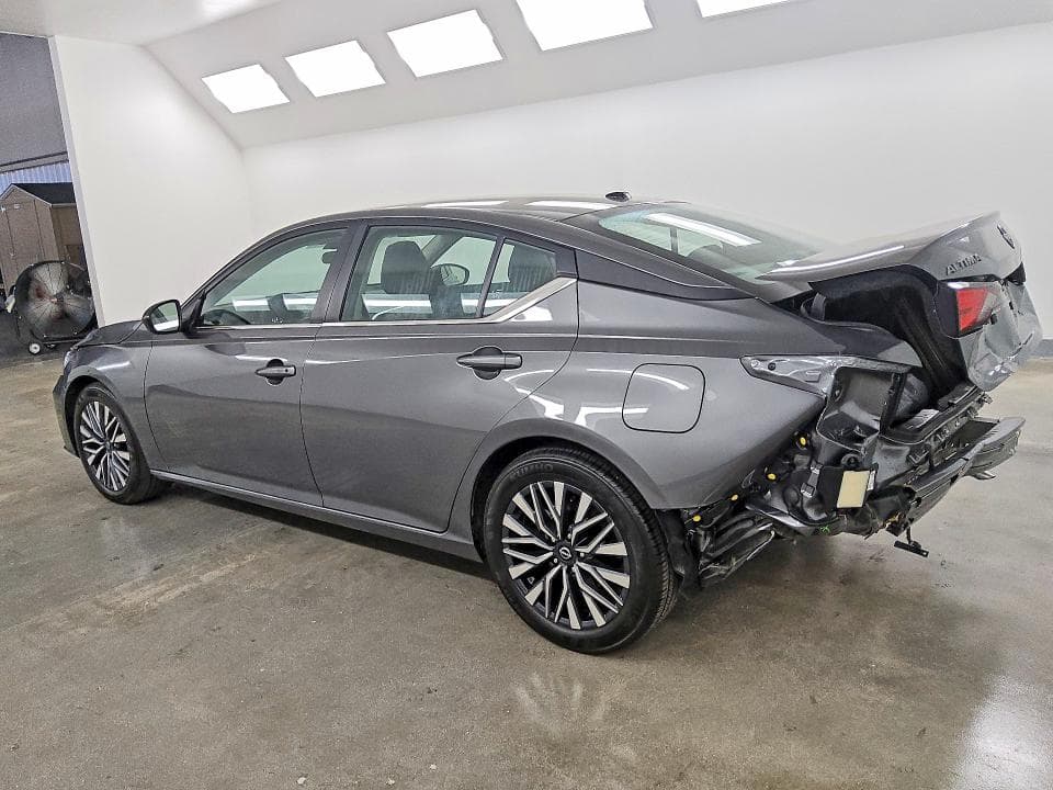 2026 NISSAN ALTIMA SV 2