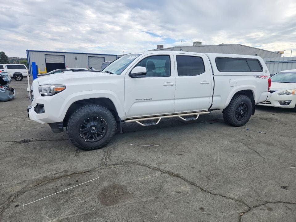 2017 TOYOTA TACOMA TRD SPORT - 1