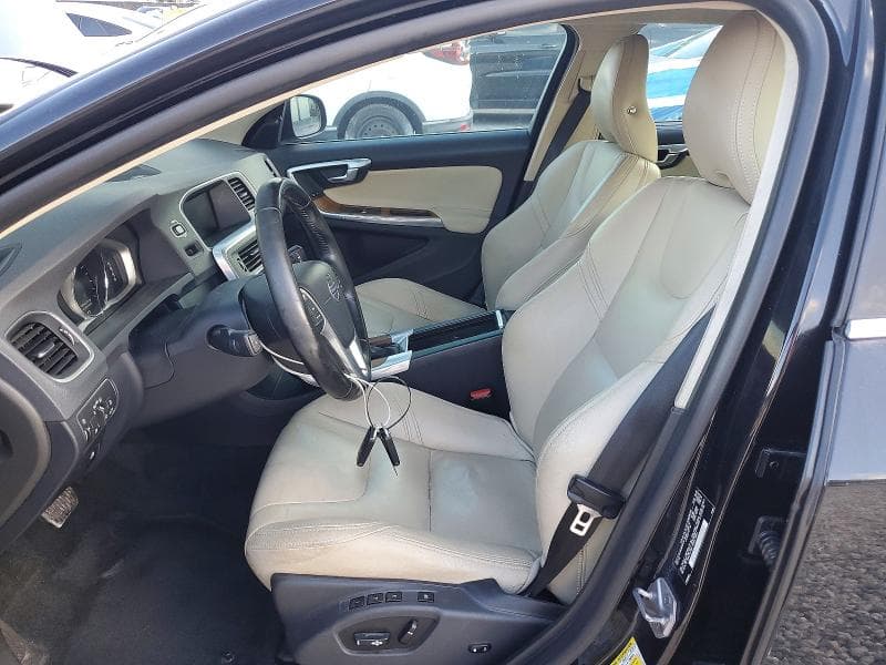 2017 VOLVO S60 PLATINUM 7