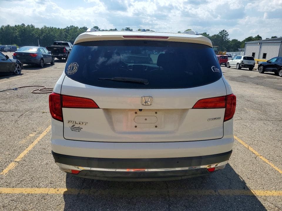 2018 HONDA PILOT TOURING 6