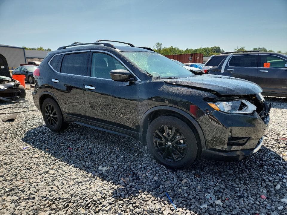 2017 NISSAN ROGUE SV 4