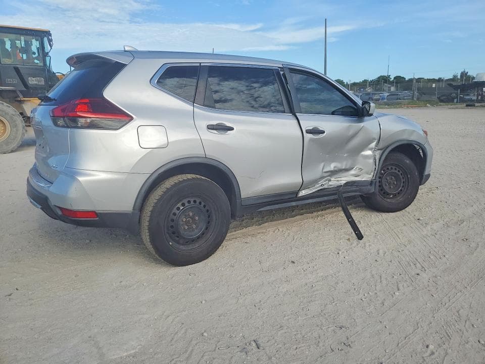 2018 NISSAN ROGUE S 3