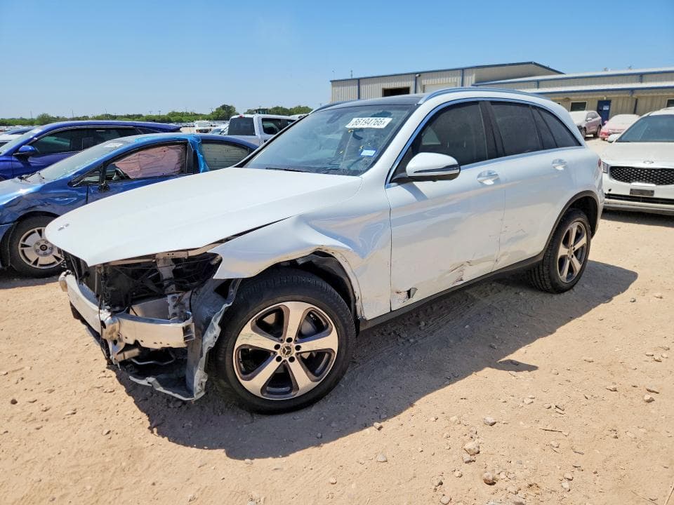 2018 MERCEDES-BENZ GLC 300 - 1