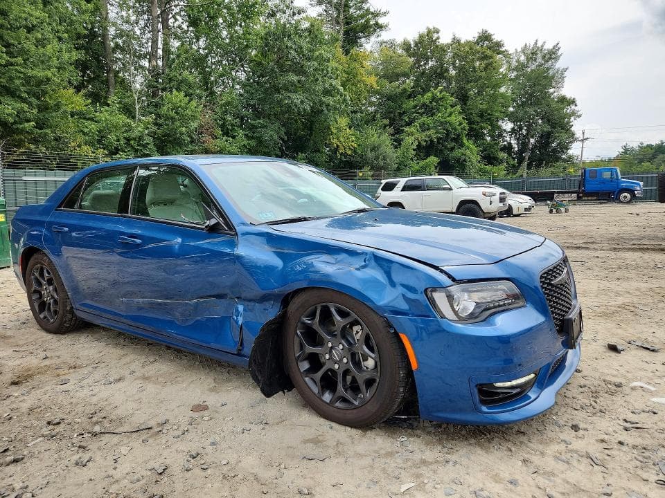 2023 CHRYSLER 300 TOURING L 4
