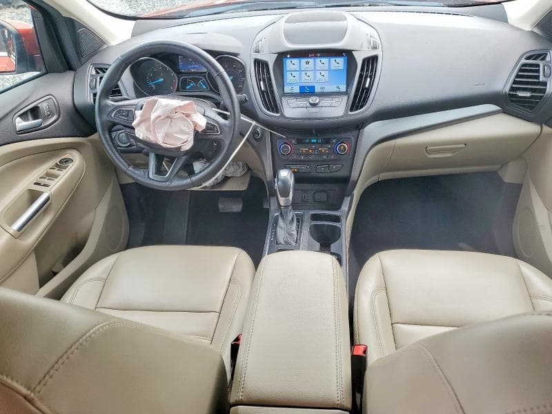 2019 FORD ESCAPE SEL 8