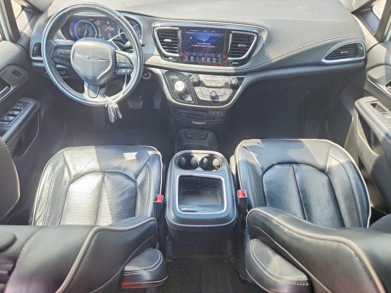 2018 CHRYSLER PACIFICA LIMITED 8