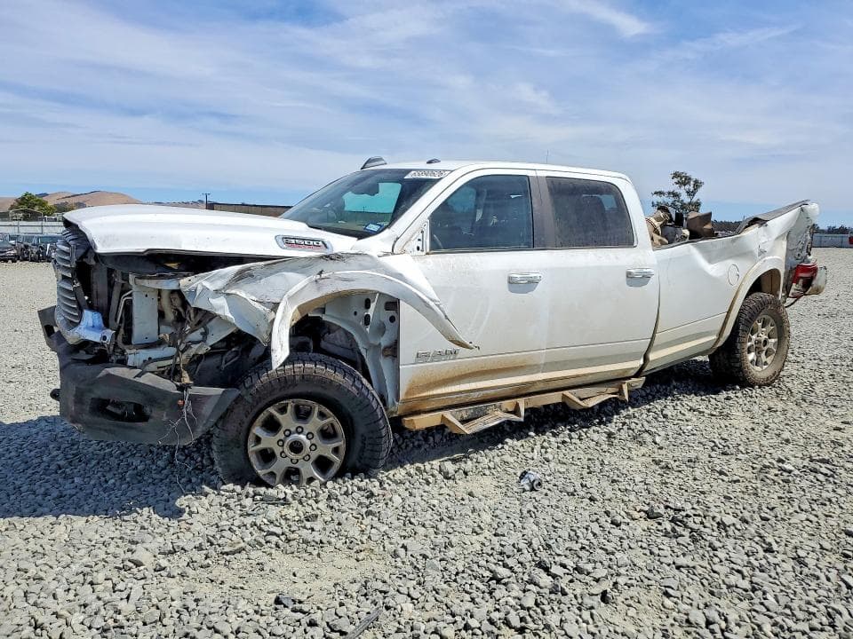 2020 RAM 3500 LARAMIE - 1