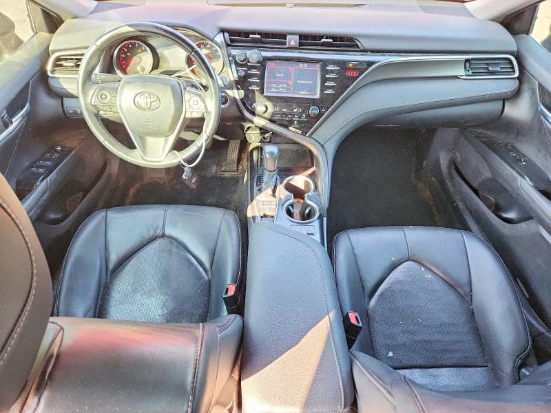 2018 TOYOTA CAMRY XSE 8