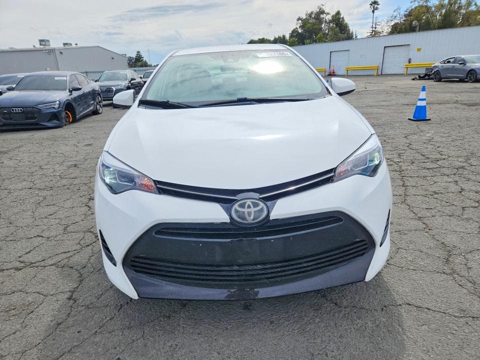 2018 TOYOTA COROLLA LE 5