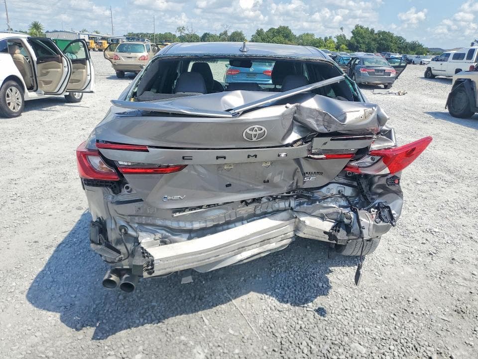 2025 TOYOTA CAMRY SE 6