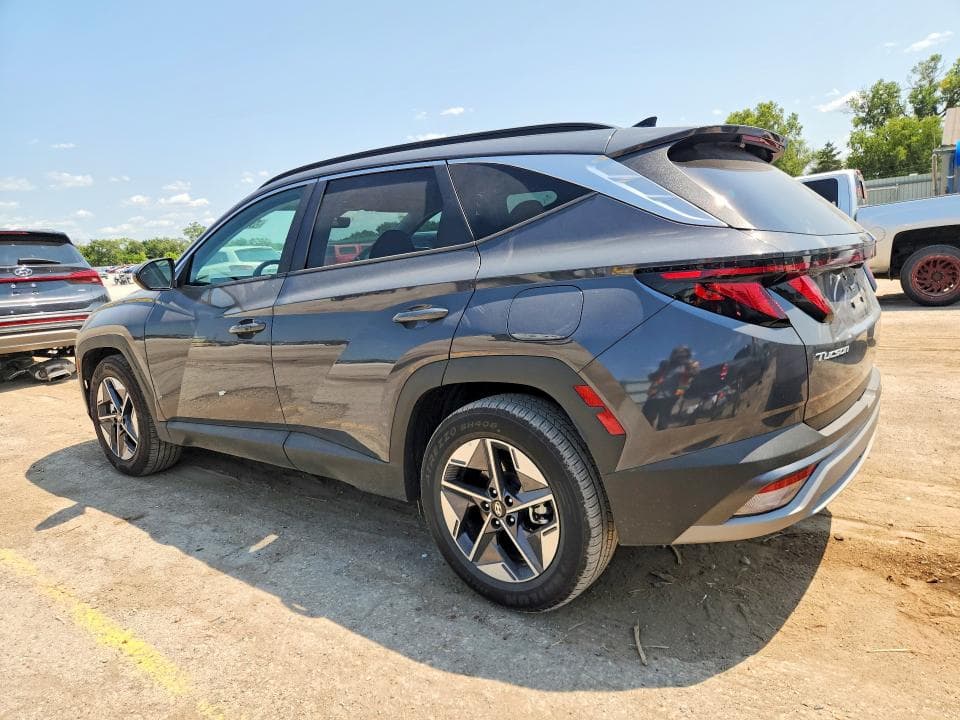 2026 HYUNDAI TUCSON SEL 2