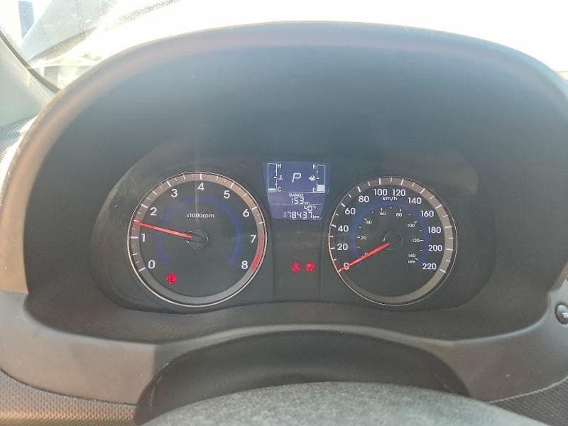 2017 HYUNDAI ACCENT SE 9