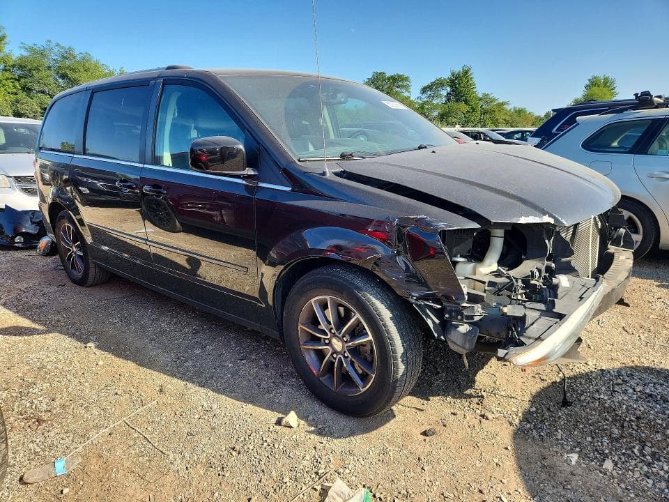 2017 DODGE GRAND CARAVAN SXT 4