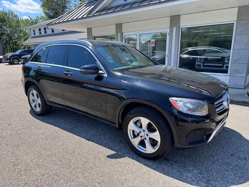 2017 MERCEDES-BENZ GLC 300 - 1