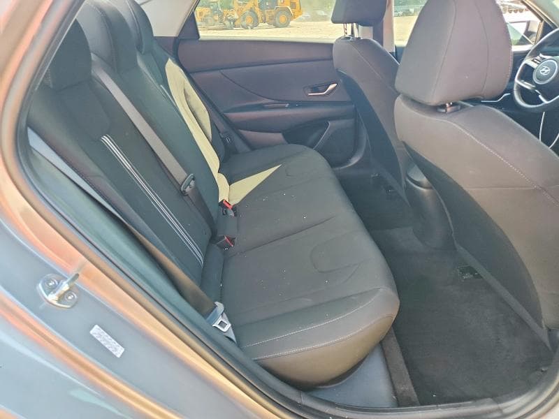 2023 HYUNDAI ELANTRA SEL 10
