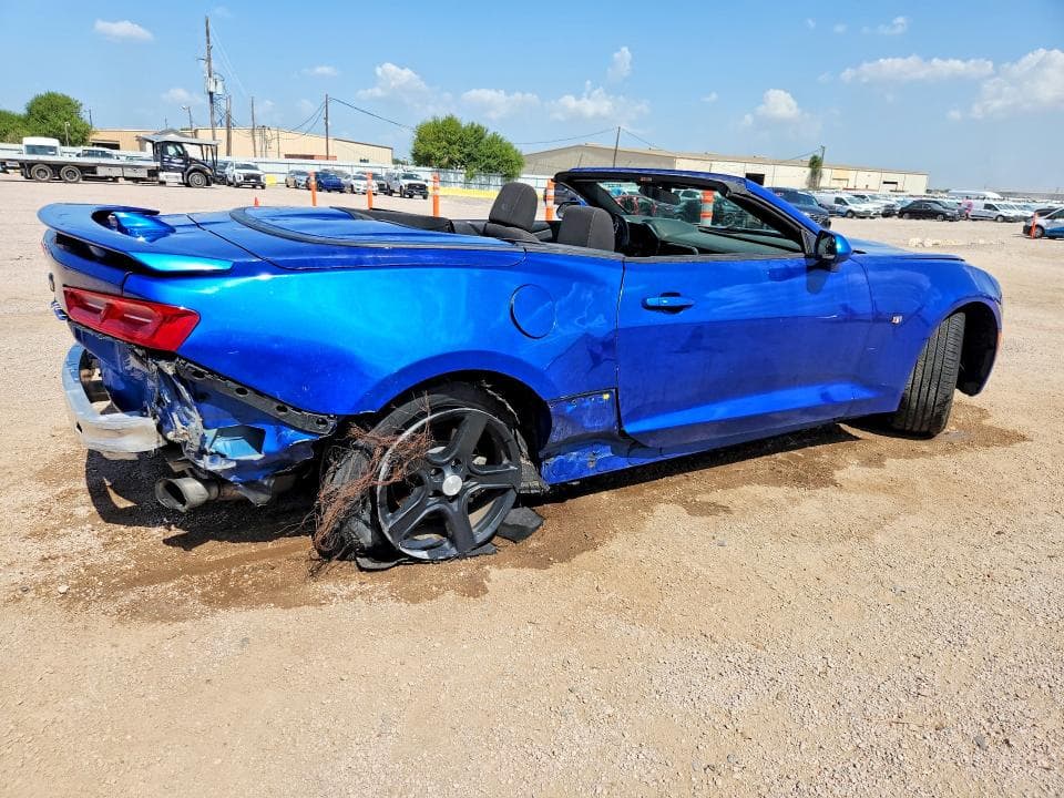 2018 CHEVROLET CAMARO LT 3