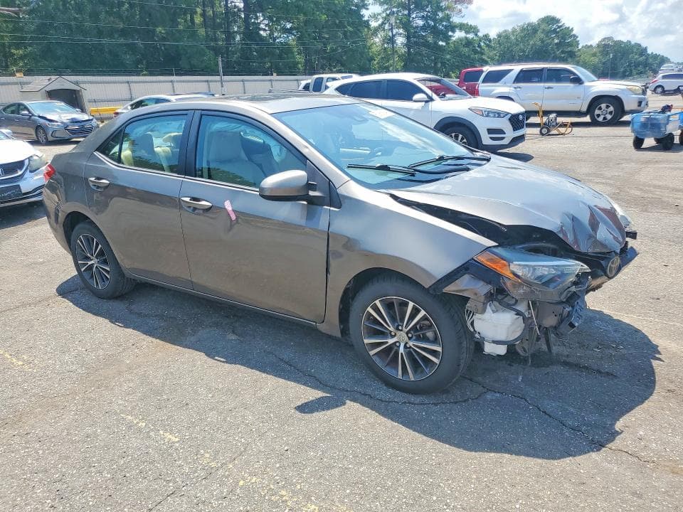 2017 TOYOTA COROLLA LE 4